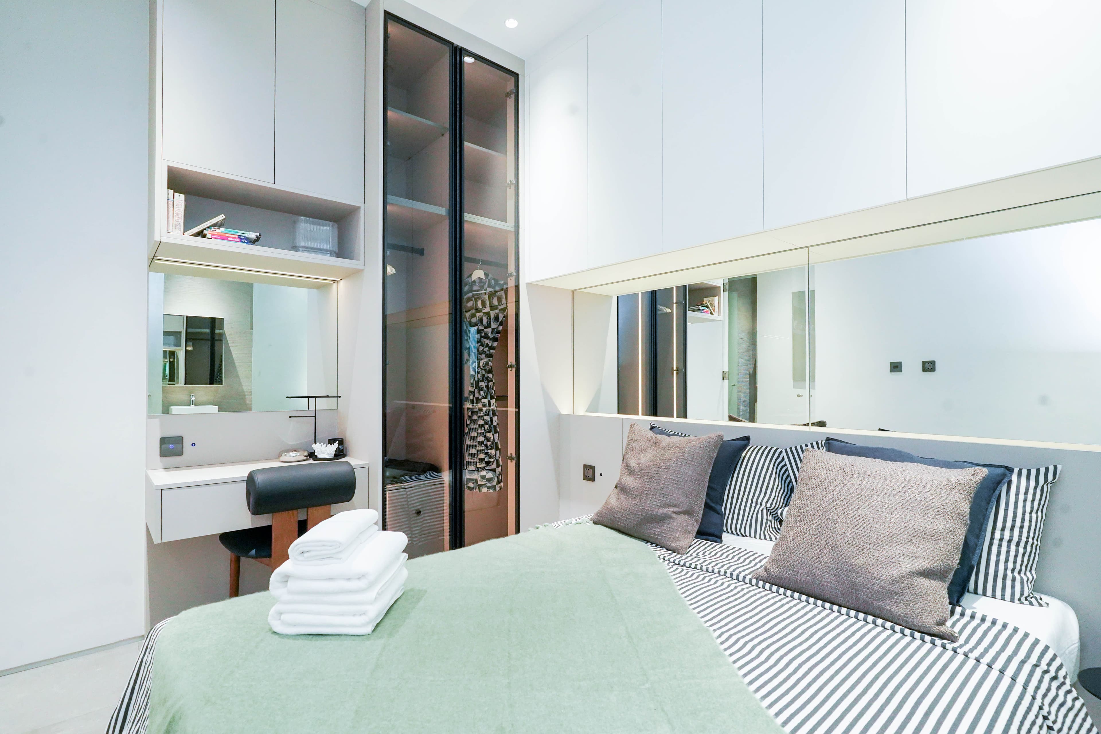 1BR [CityGate]