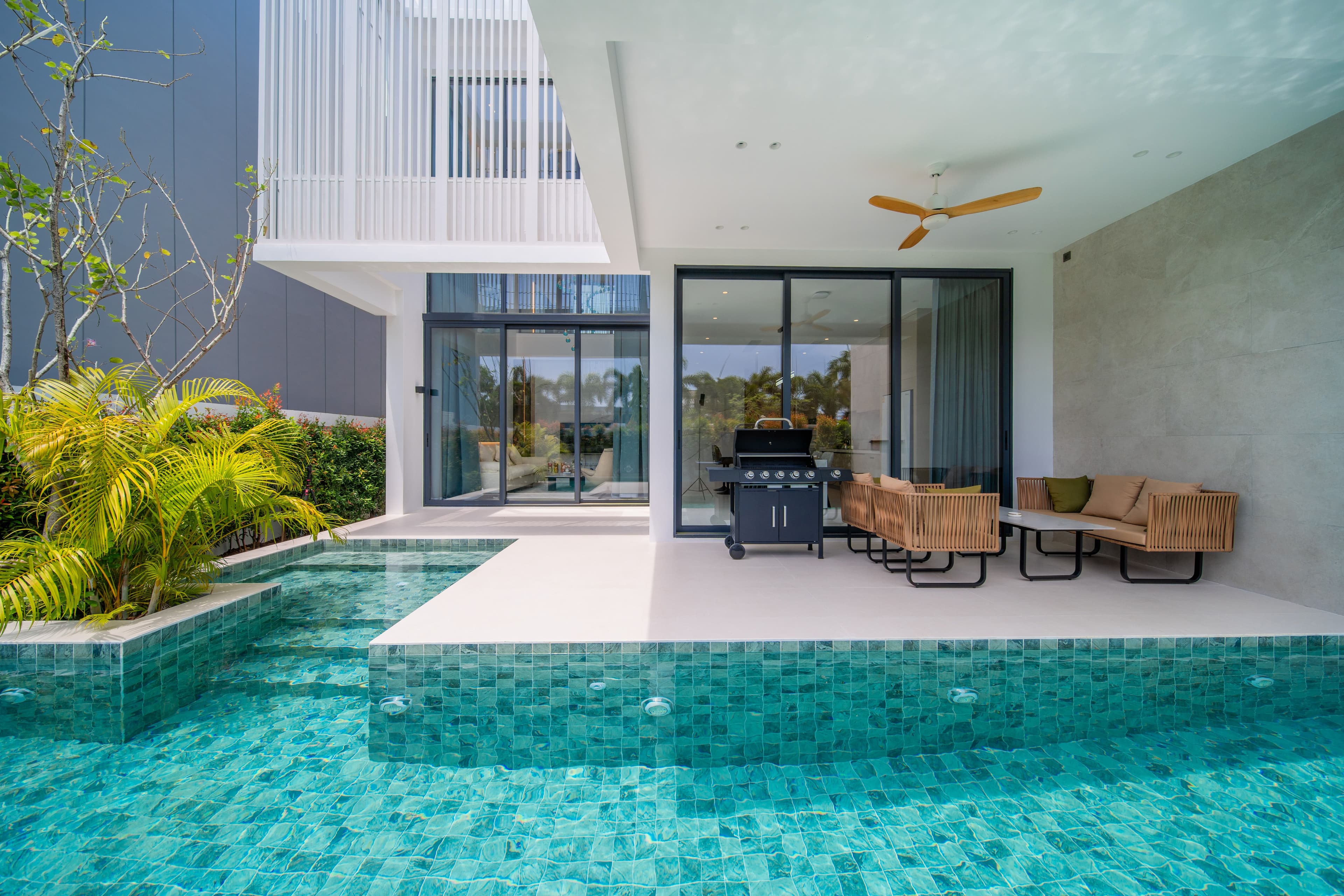 4BR [Larimar]
