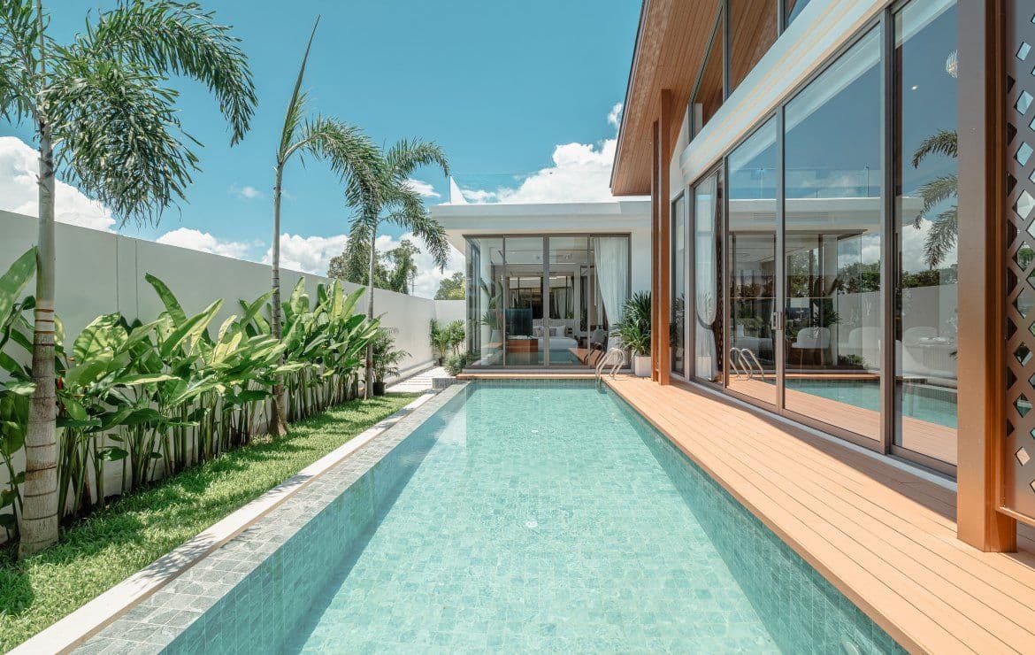 Villa élégante de 3 chambres, avec vue sur la piscine dans le projet The Ozone Villas, sur la plage de Bangtao/Laguna.