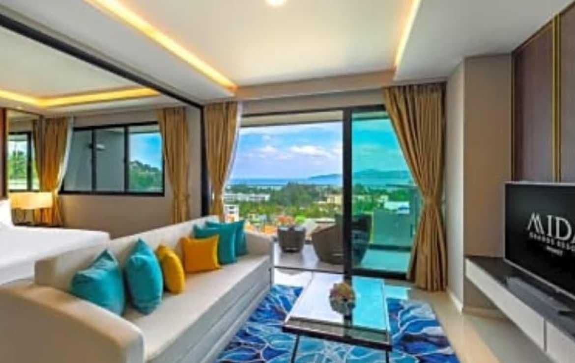 Úchvatné studio apartmány s výhledem na hory v projektu Mida Surin, na pláži Surin Beach.