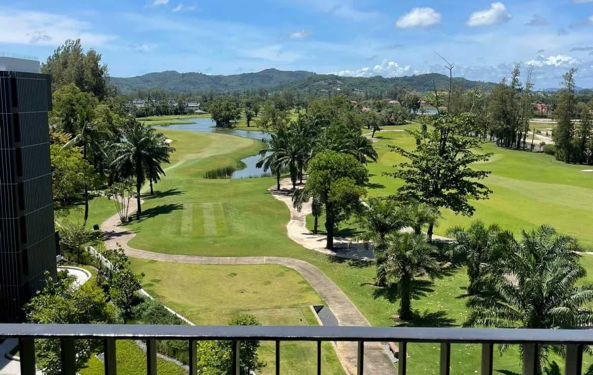 Appartements incroyables de 2 chambres, avec vue sur le parcours de golf dans le projet Sky Park, sur la plage de Bangtao/Laguna.